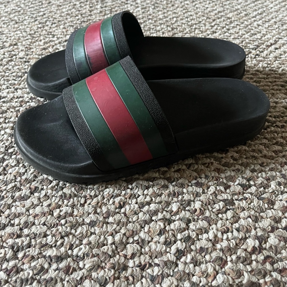 Gucci Web Slides - image 3